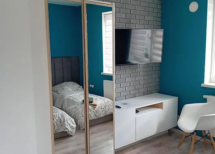 Apartament Z Lozem Malzenskim - Bezplatny Parking